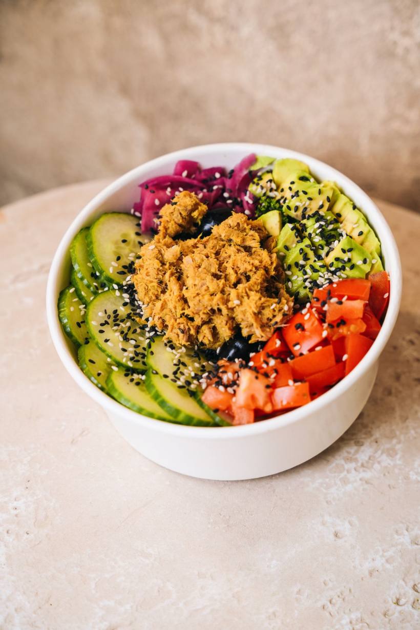 Poke bowl thon avocat
